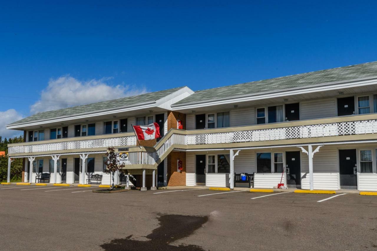 Hearthstone Inn - Port Hastings Экстерьер фото